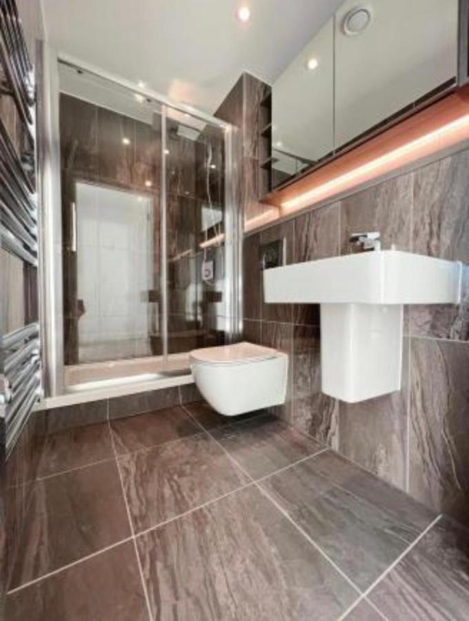 Brand New Luxury Manchester City Centre 2 Bed Apartment Skyline Views Экстерьер фото